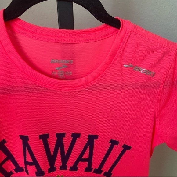 Brooks Running Hawaii T-Shirt Size Small - Picture 2 of 6